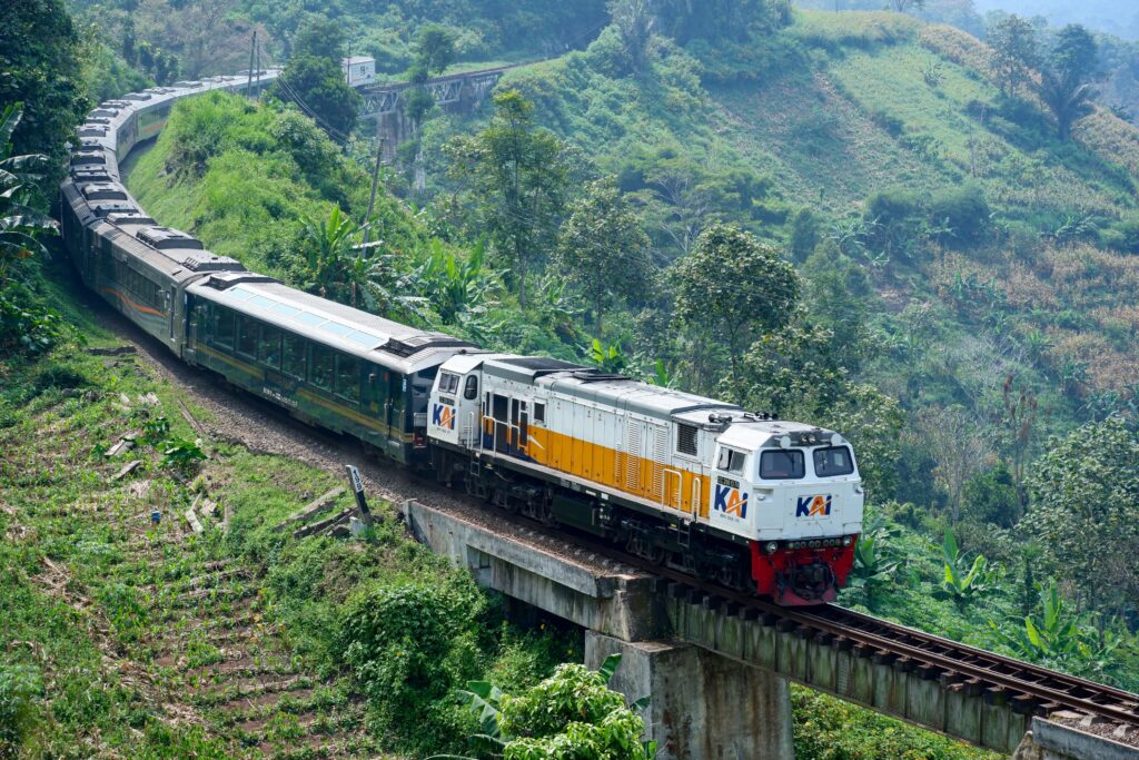 Antusiasme-Wisatawan-Tinggi-Ketapang-hingga-Tanjung-Balai-Jadi-Primadona-Liburan-dengan-Kereta-Api-1