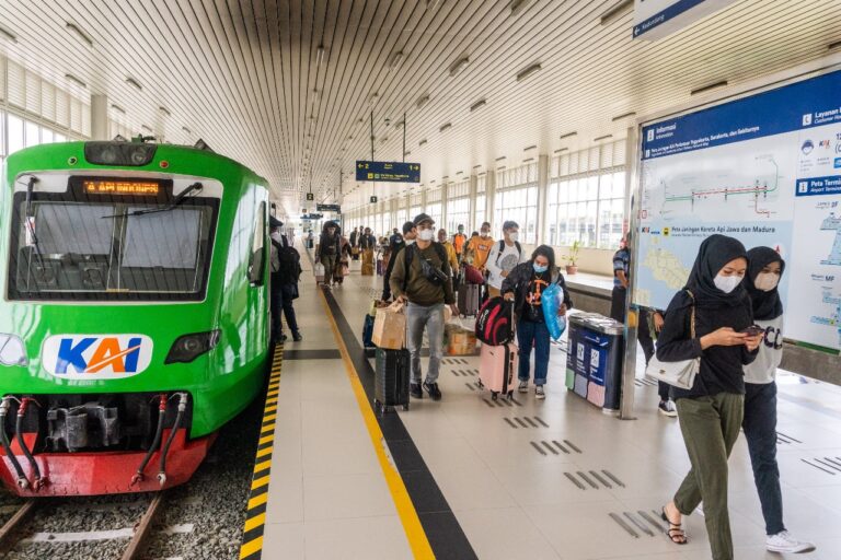 KAI-Group-Kereta-Bandara-2